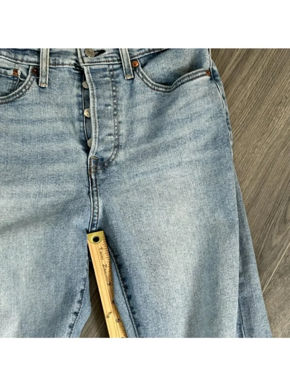 Levi's Wedgie Straight Jeans Womens 30 Light Wash High Rise Distressed Denim - Picture 15 of 16